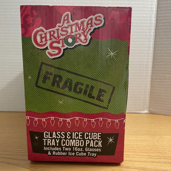 A Christmas Story Collector Pint Glasses & Leg Lamp Ice Cube Tray New Gift Set - Picture 2 of 6